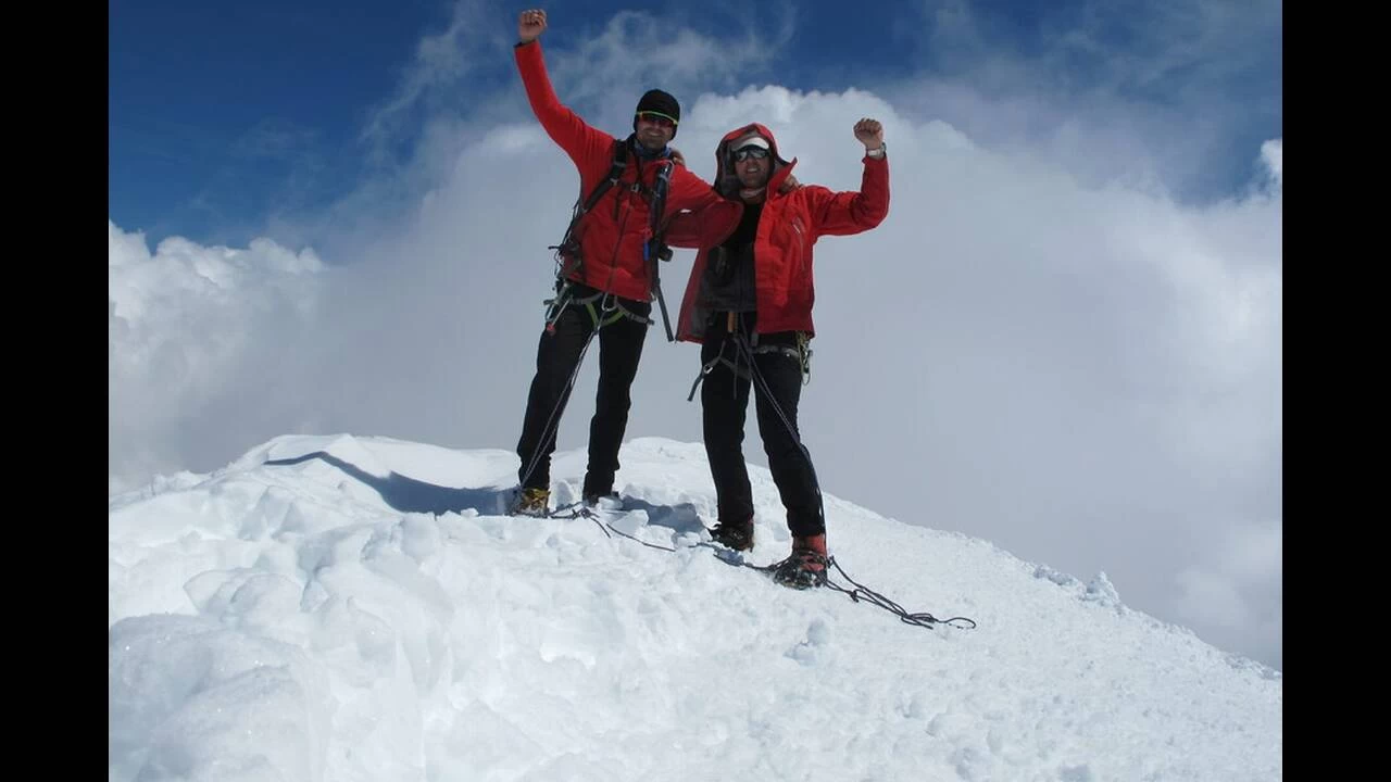 Την κορυφή του όρους Matterhorn στην Ιταλία «κατέκτησαν» δύο Έλληνες ορειβάτες